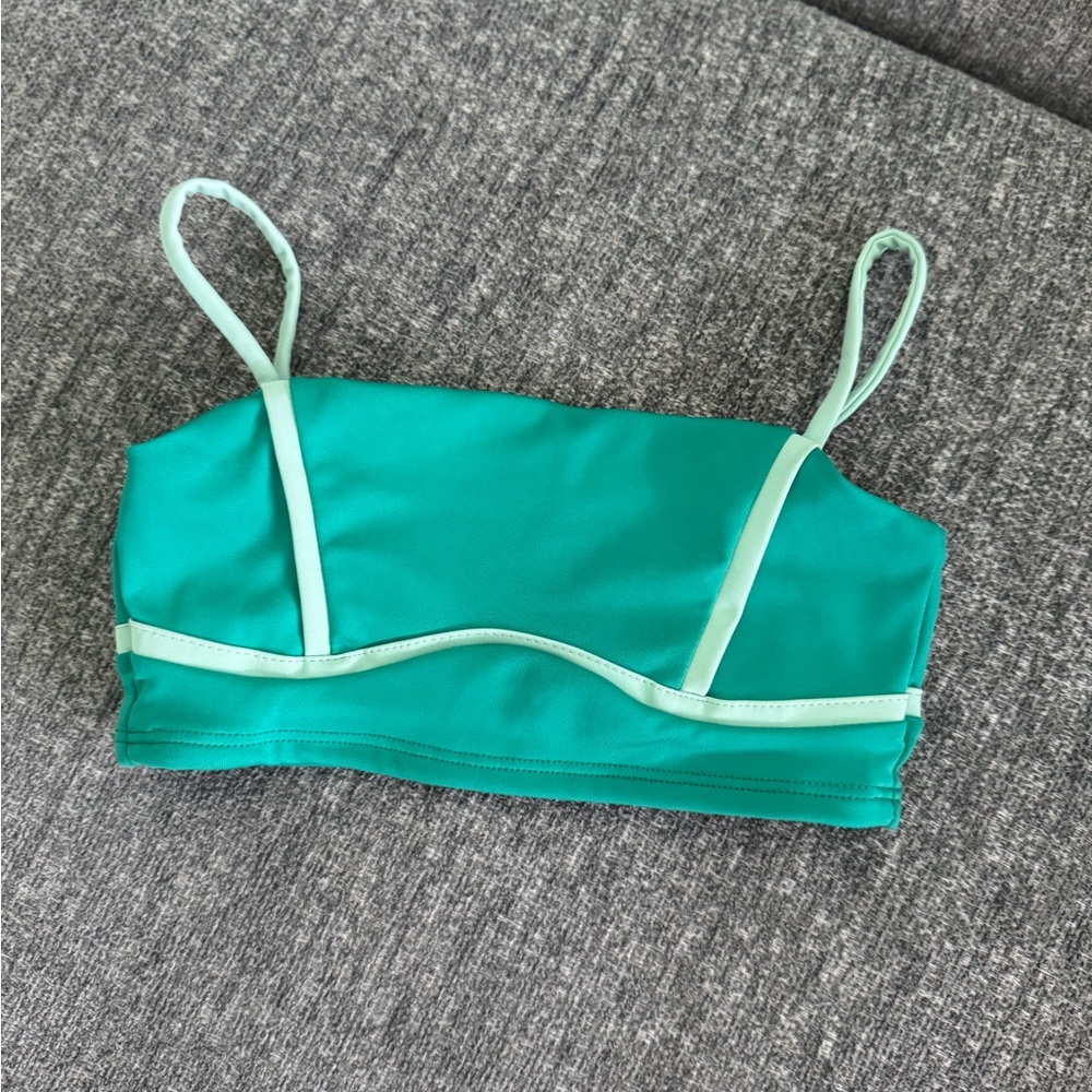 Tiger Friday - Finn Crop Top - Child Medium- Pistachio